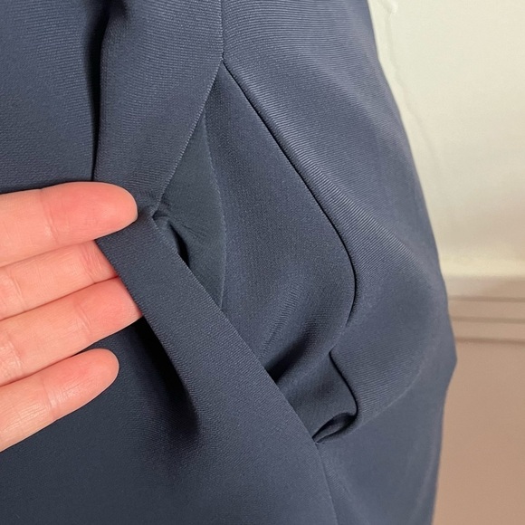 Theory • V-Neck Banded Shift Dress Blue Admiral Crepe Light - Picture 5 of 8